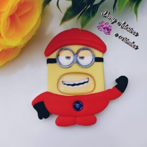 Pit crew Phil  ( minions 8 cm)